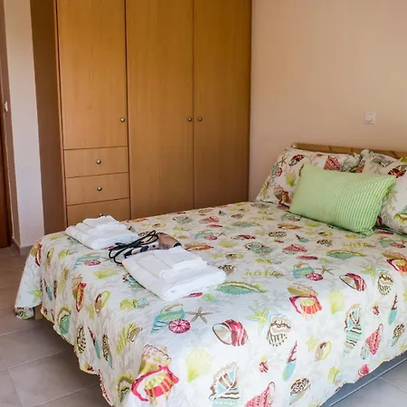 Apartment Lovely Next To The Sea Lygia Korinthias Ligia (Corinthia)