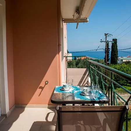 Lovely Next To The Sea Lygia Korinthias Апартаменты Ligia (Corinthia)