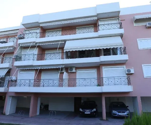 Lovely Next To The Sea Lygia Korinthias *