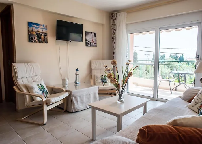 Appartement Lovely Next To The Sea Lygia Korinthias *